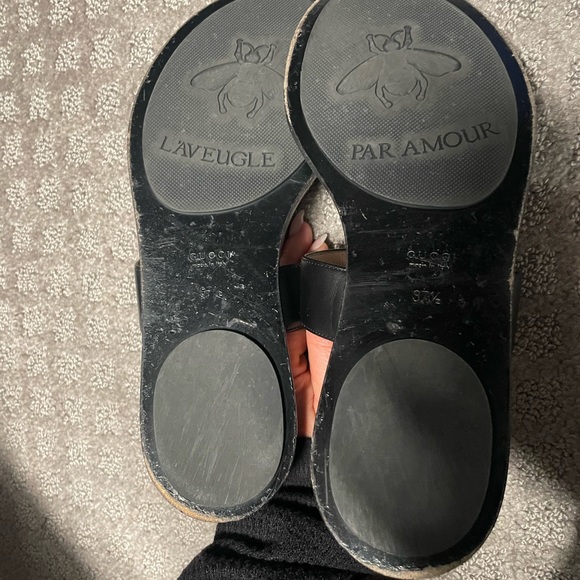 Gucci Flat Thong Marmont Sandal - Picture 3 of 3